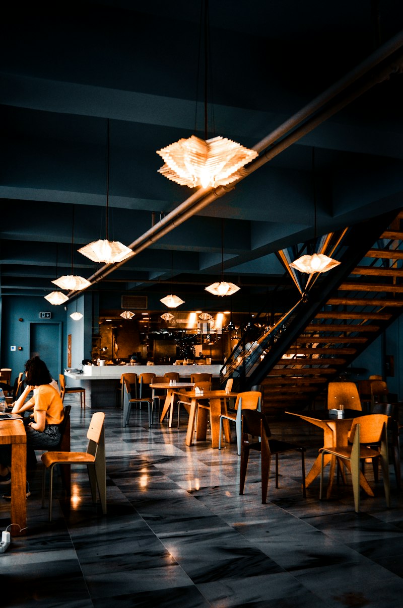 Dining Host